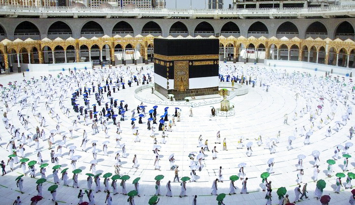 Arab Saudi Akan Membuka Kembali Umrah Secara Bertahap
