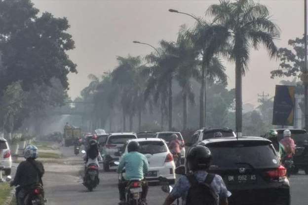 Asap di Pekanbaru Meningkat, Jarak Pandang Hanya 4 Km