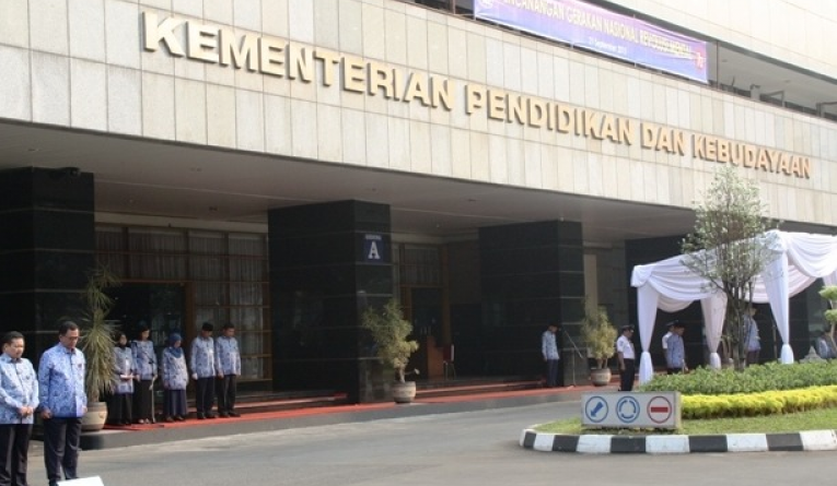 Kemendikbud Berencana Kembalikan Mata Pelajaran PMP
