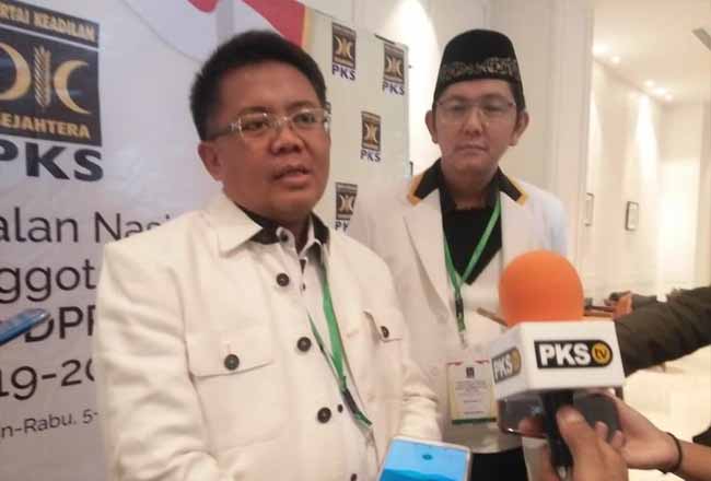 PKS Tolak Undangan Jokowi