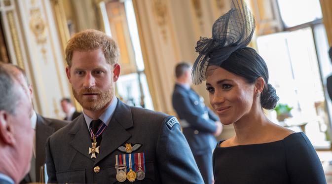 Pangeran Harry dan Meghan Markle Mundur dari Keluarga Kerajaan Inggris