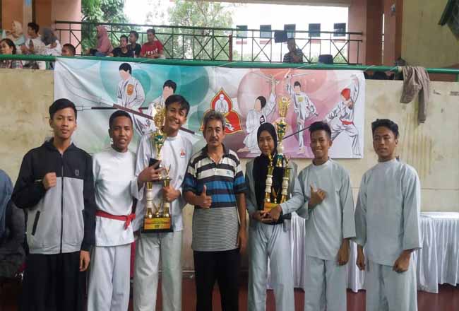 Keren! SMART Sapu Bersih Medali Kejuaraan Silat Nasional Indonesia Perisai Diri Cup 3