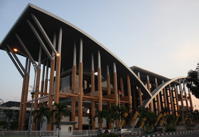 Listrik Puswil Soeman HS Diputus, Anggota DPRD Riau: Kita Sangat Sayangkan terjadi di Fasilitas Umum
