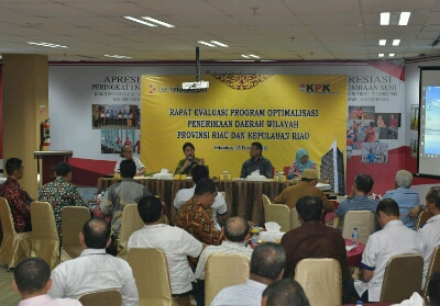 KPK Kumpulkan Seluruh Direksi dan Komisaris BUMD Provinsi Riau di Bank Riau Kepri