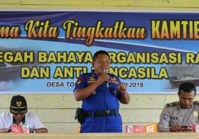 Polairud Polres Pelalawan Sosialisasi Anti Paham Radikal di Desa Pesisir Tolam