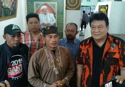 Silaturahmi, Pemuda Pancasila Riau Berkunjung ke Markas FPI Pekanbaru