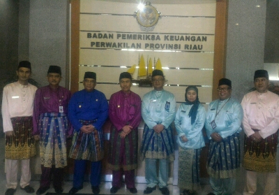 Baru Pemprov Riau dan 5 Kabupaten yang Serahkan LKPD ke BPK