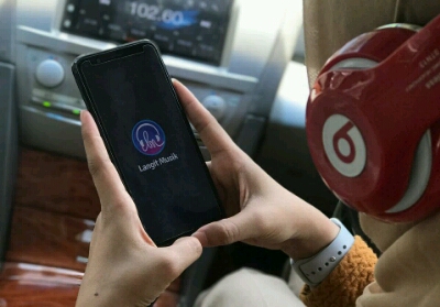 LangitMusik Telkomsel Hadirkan Lagu Hits dari Berbagai Era