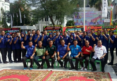 Bupati Rohil Hadiri Pelantikan Pengurus PorserosiÂ 