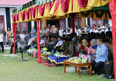 Bupati Rohul Hadiri Penyerahan Sertifikat Tanah Program PTSL 2018 di Desa Muara Dilam