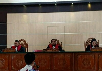 Sidang Yayasan Perguruan Wahidin, Awie Tongseng Divonis Bebas