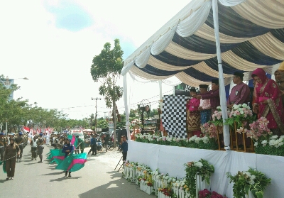 Bupati Sukiman Hadiri Pawai Taaruf dan Pembukaan MTQ XIX Tingkat Kabupaten Rohul