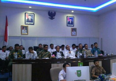 Video Conference bersama Kemendagri, Gubri Laporkan Pendistribusian Logistik dan Keamanan