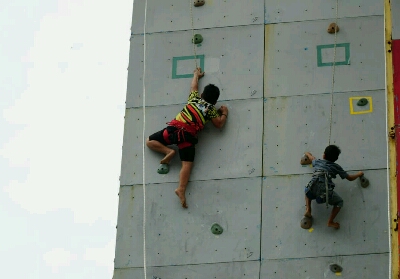 Antusiasme Warga Pangkalan Kerinci di ACRA Sport Climbing Speed & Lead Competition