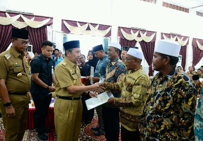 Gubri Hadiri Rakor Kepenghuluan/Kepala Desa se-Kabupaten Rohul