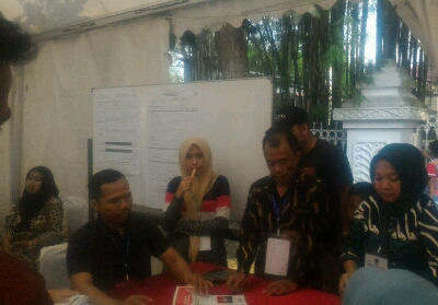 Jokowi Kalah Telak di TPS Syamsuar Memilih