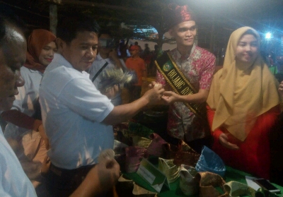 Sekda Rohul Secara Resmi Buka Grand Opening Pasar Dangaoe-dangaoe