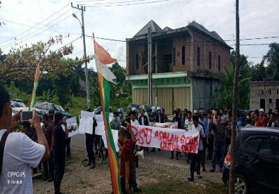 Kembali Demo, Masyarakat Rohul Desak Adakan PSU di Dua Kecamatan 