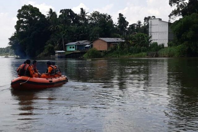 Dua Hari Hilang, Basrnas Masih Cari Warga Rumbio yang Tenggelam di Sungai Kampar