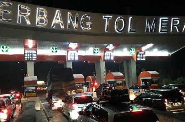 Arus Mudik, Gerbang Tol Merak Macet hingga 1 KM Malam Tadi