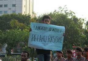 Mahasiswa Papua Demo di Mabes Polri, Minta Jokowi Tangkap Aparat Rasis