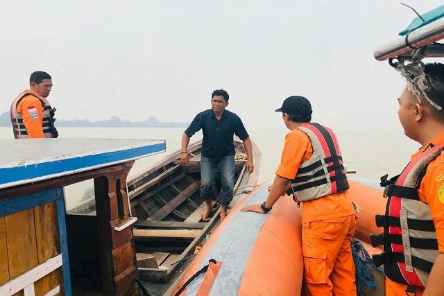 Jatuh dari Sampan, Warga Inhil Hilang di Sungai indragiri