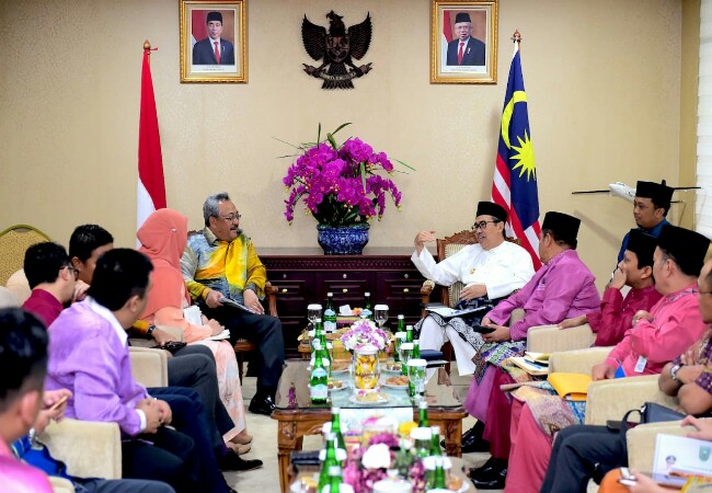 Temui Gubri, Dubes Malaysia Bahas Investasi, Pendidikan hingga Pariwisata