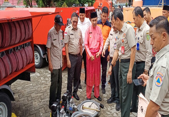 Gubri Terima Bantuan Peralatan PemadamÂ  Karhutla dari BNPB Senilai Rp24 Miliar