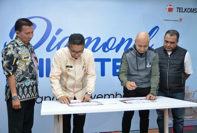 Telkomsel Tampilkan Kekayaan Budaya Lokal Padang di MAXstream