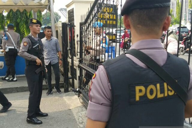 Pasca Bom Medan, Polda Riau Perketat Penjagaan Markas Komando dan Asrama Kepolisian