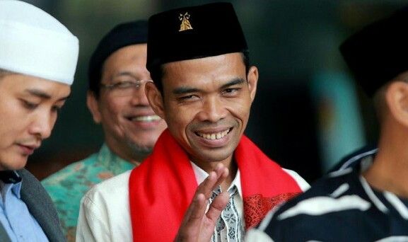 Akui Digugat Cerai UAS, Mellya: Yang Gugat Beliau, Konfirm Saja