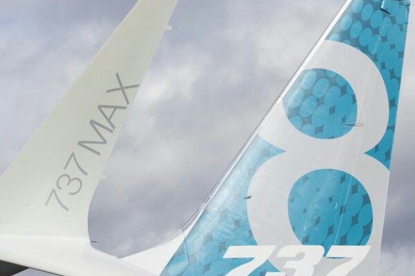 CEO Boeing 737 Dennis Muilenburg Akhirnya Dipecat