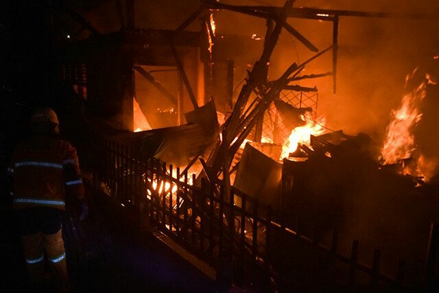 Tiga Unit Rumah di Kampung Dalam Pekanbaru Terbakar saat Pergantian Tahun