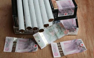 Pemerintah Akan Tegur Pedagang yang Naikan Harga Rokok Berpita Cukai Lama 
