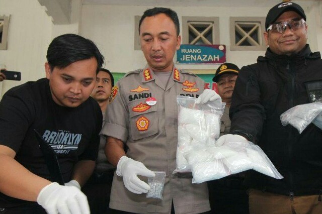 Pengedar Narkoba Jaringan Tahun Baru Ditembak Mati  karena Lukai Aparat dengan Pisau