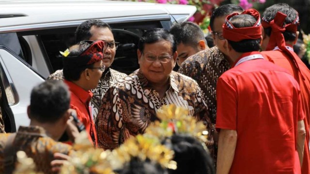 Ditemani Asisten Pribadi, Prabowo Hadiri Kongres V PDIP