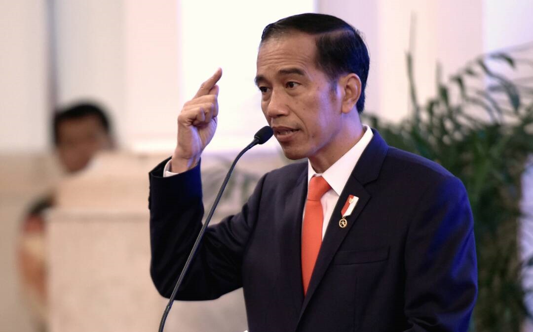 Jokowi Persilakan Aparat Gigit Oknum yang Ingin Korupsi Dana Penanganan Corona