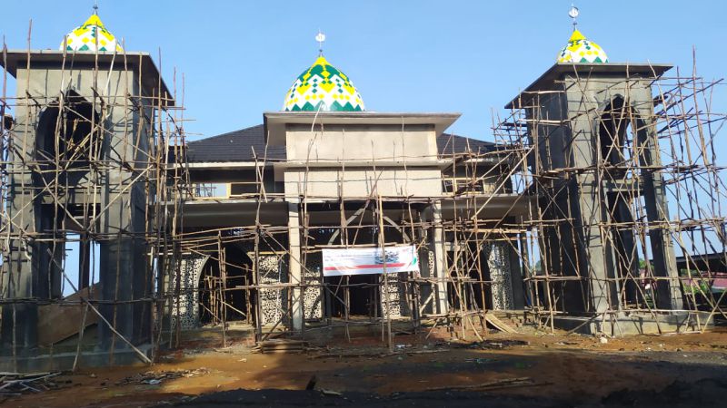 Terbengkalai, Pembangunan Dua Masjid di Dumai Bakal Dibantu Pemprov Riau