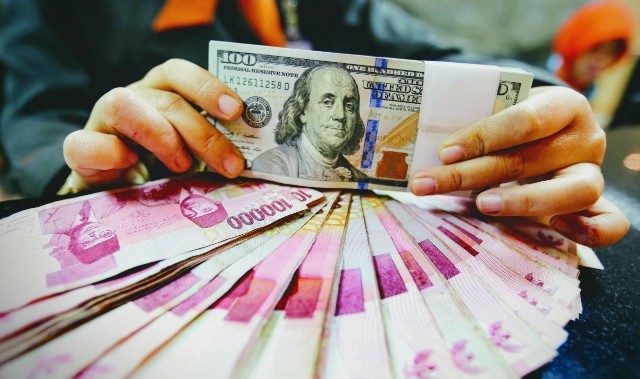 Rupiah Unjuk Gigi ke Rp14.080 per Dollar AS