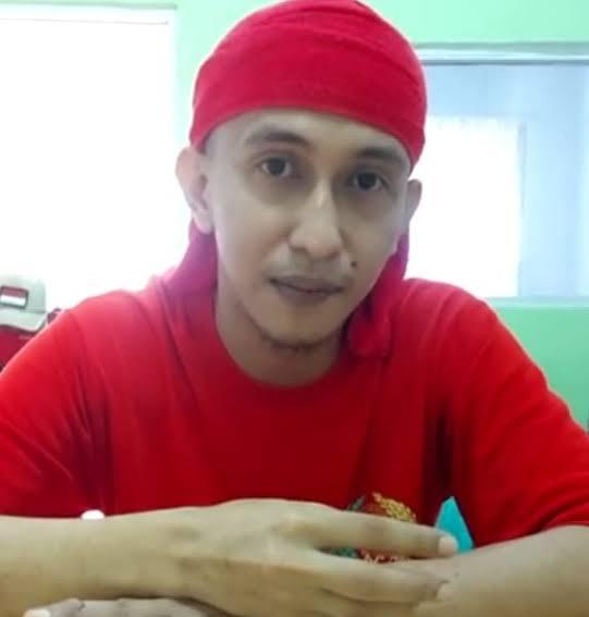 Ditahan Di Nusakambangan, Rambut Gondrong Habib Bahar Dipangkas
