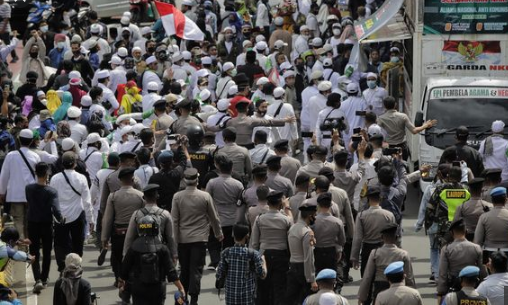 Aksi 1812 Dibubarkan Paksa, Polisi Tangkap Sejumlah Orang 