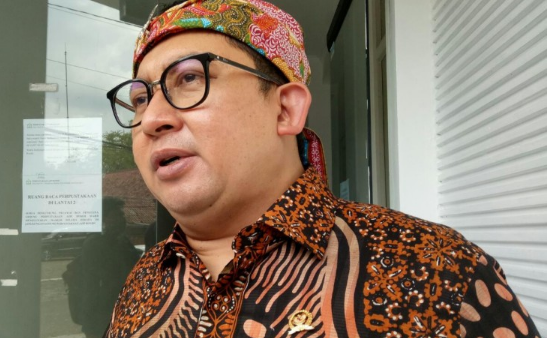 Fadli Zon Bantah Like Situs Porno, Ini Reaksi Netizen