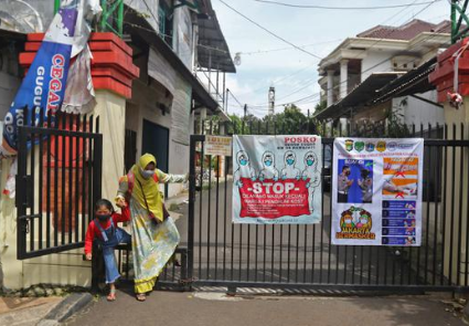 PPKM Mikro Diperpanjang Mulai 18-31 Mei 2021