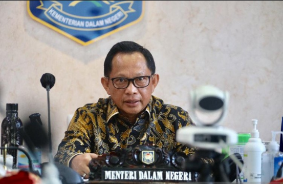 Mendagri Minta Wilayah di Zona Merah Terapkan WFH 75 Persen 