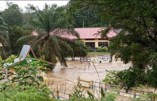 Ratusan Rumah Warga 2 Daerah di Kuansing Terendam Banjir