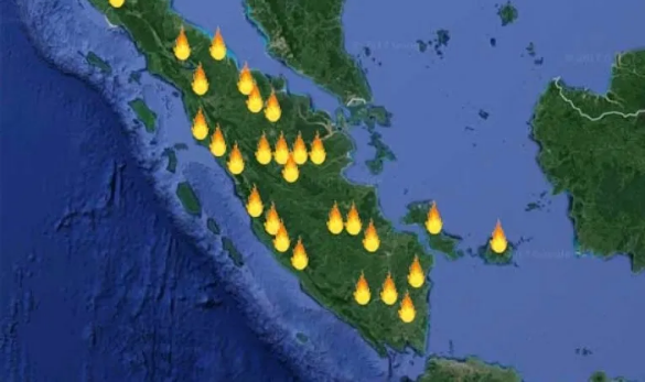Gawat, 138 Titik Api Kepung Pulau Sumatera
