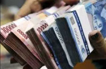 Terlilit Utang, Teller Bank di Dumai Curi Uang Nasabah Rp 1,2 Miliar untuk Bayar Pinjol