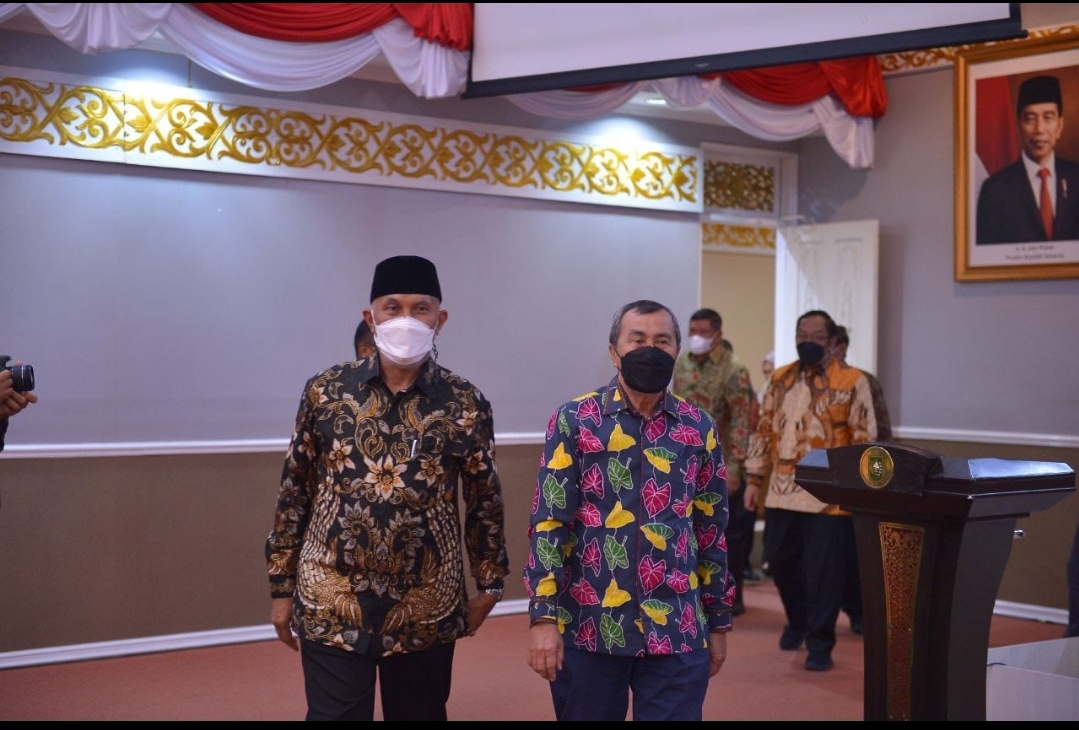 Gubernur Mahyeldi : Bantuan Oksigen dari Riau, Selamatkan Banyak Nyawa di Sumbar