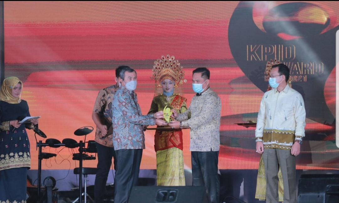 Diskominfo Pelalawan Raih Penghargaan KPID Award 2021