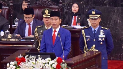 Jokowi Sapa Sandiaga di Sidang Tahunan MPR Tahun 2019
